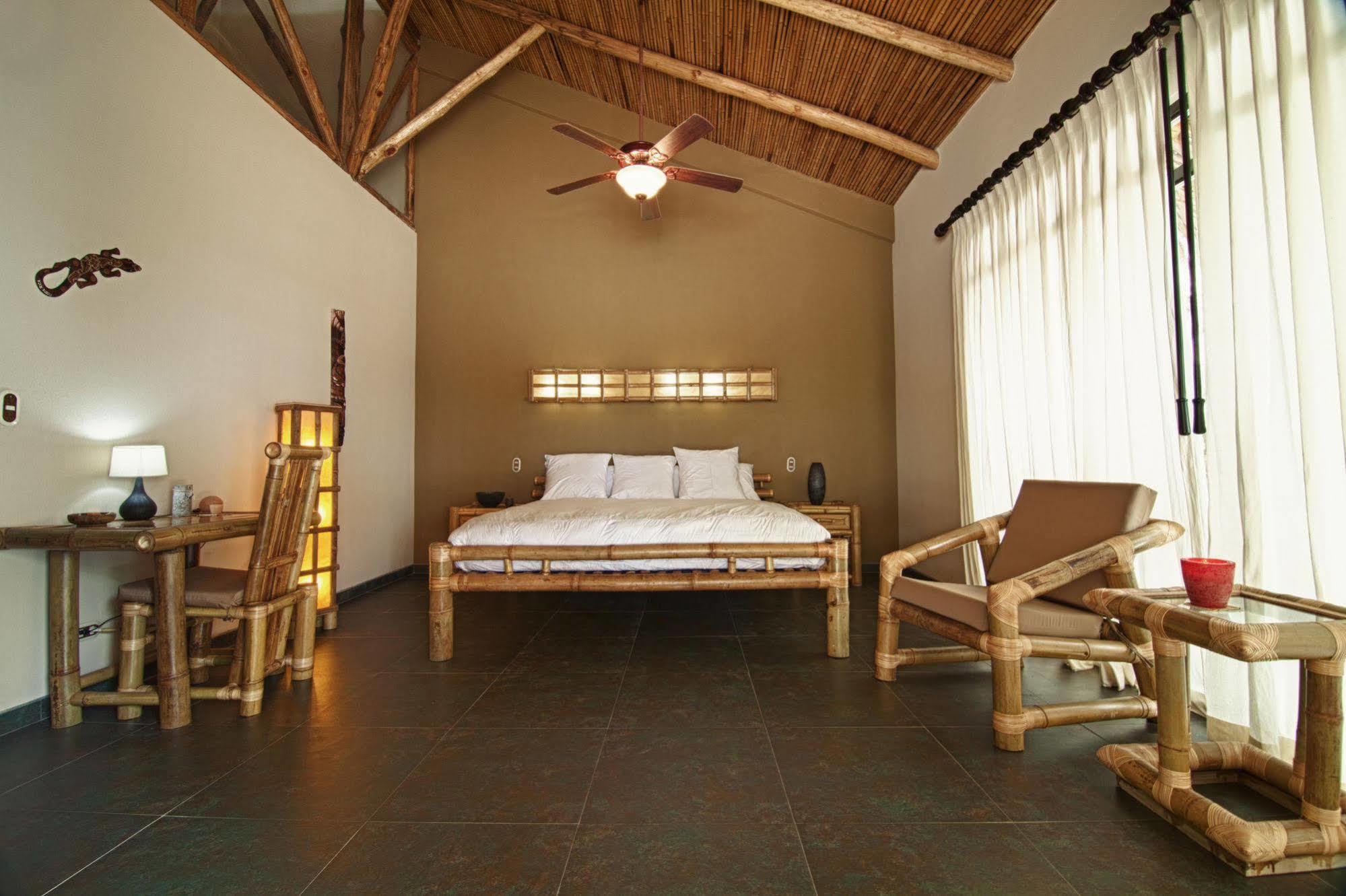 Clandestino Beach Resort Parrita Exteriér fotografie