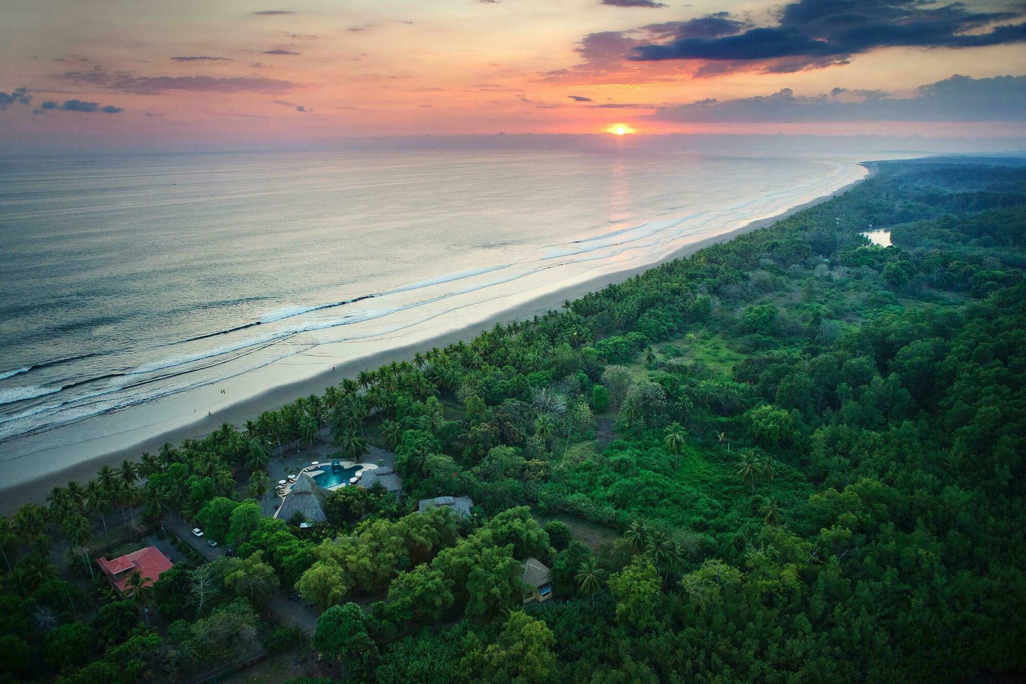 Clandestino Beach Resort Parrita Exteriér fotografie